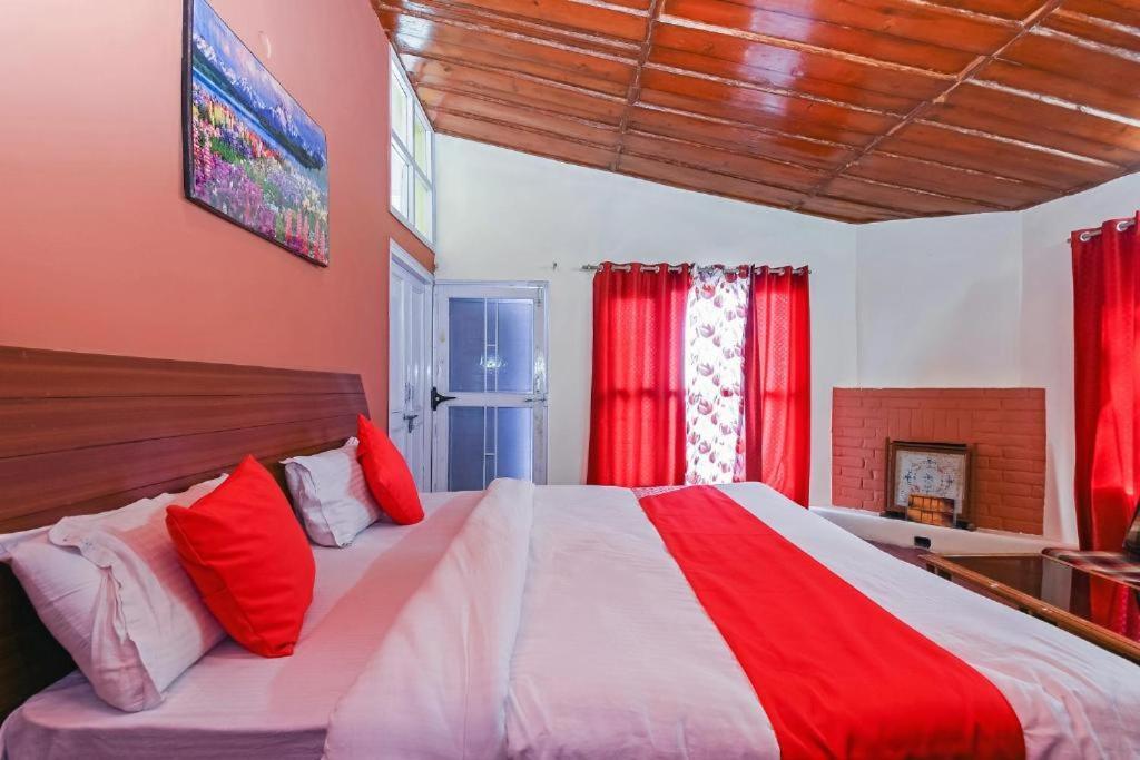5 Bedrooms By Humble Stay Касаулі Екстер'єр фото