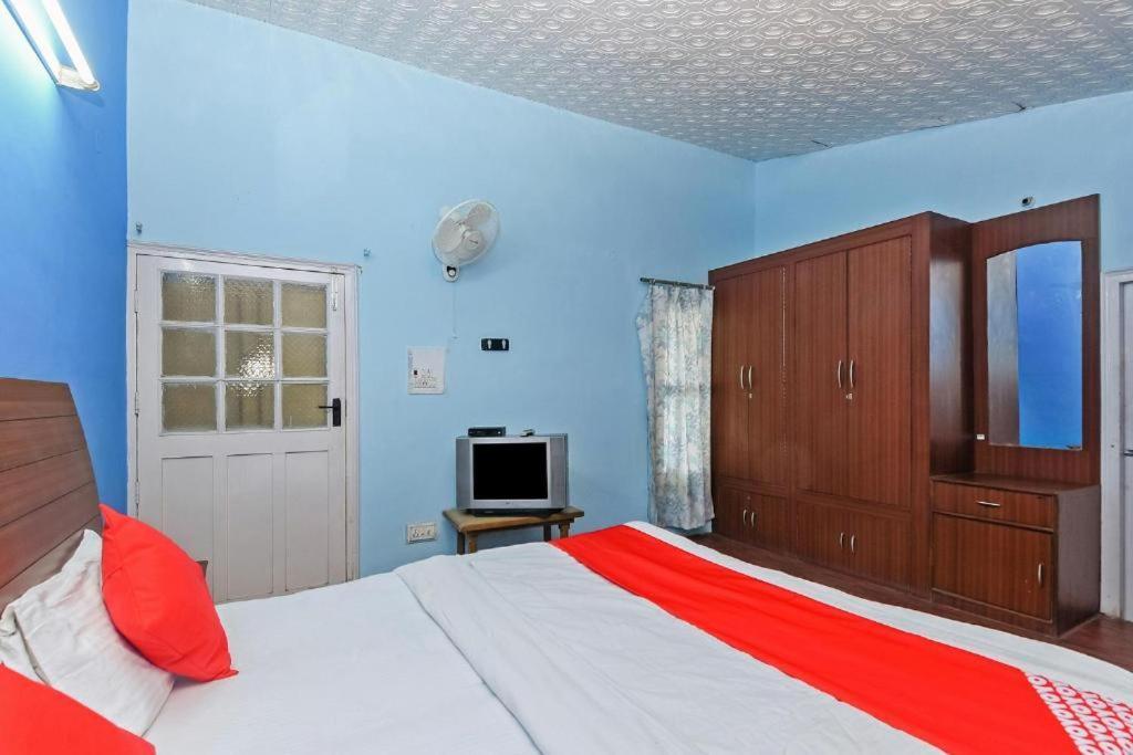 5 Bedrooms By Humble Stay Касаулі Екстер'єр фото